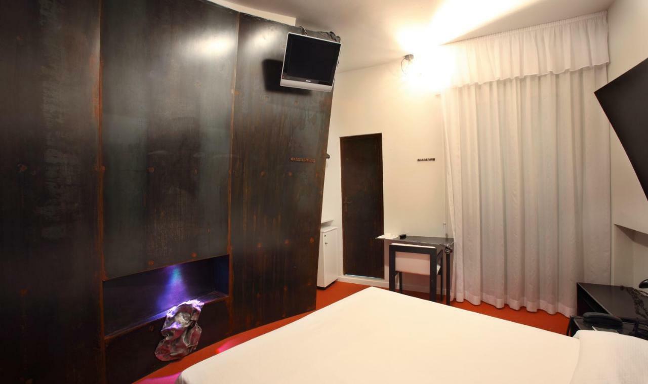 Hotel Alexander Museum Palace Pesaro Ngoại thất bức ảnh
